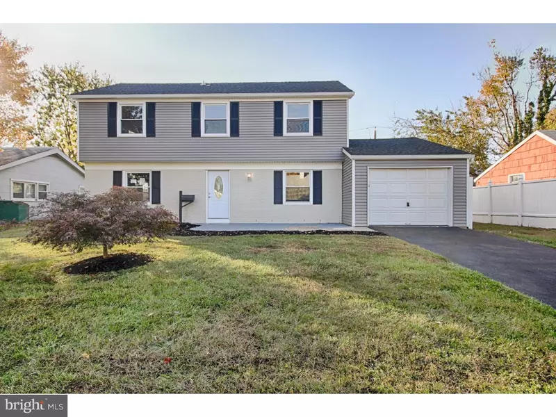 33 SPINDLETOP LN, Willingboro, NJ 08046