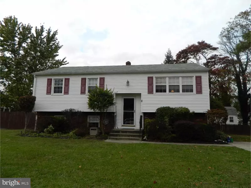 8 FAIRMOUNT AVE, Sicklerville, NJ 08081