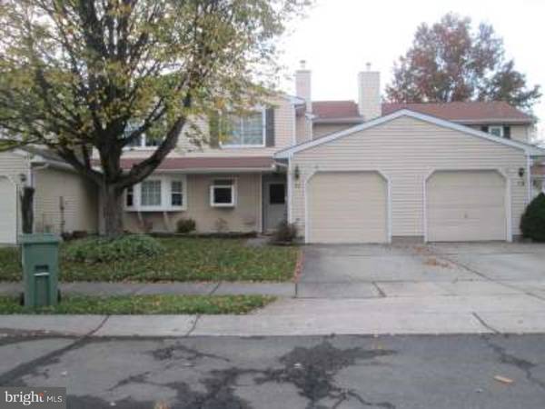 11 DEERFIELD CT, Bordentown, NJ 08505