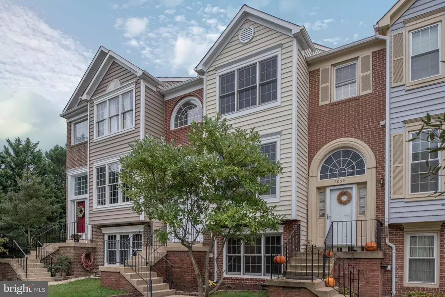 7037 CHESLEY SEARCH WAY, Alexandria, VA 22315