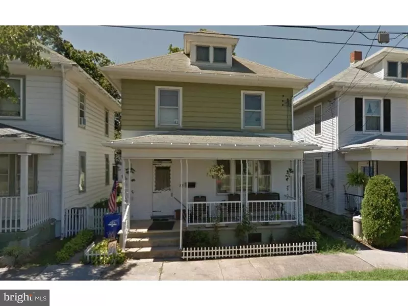 28 S WAYNE ST, Robesonia, PA 19551