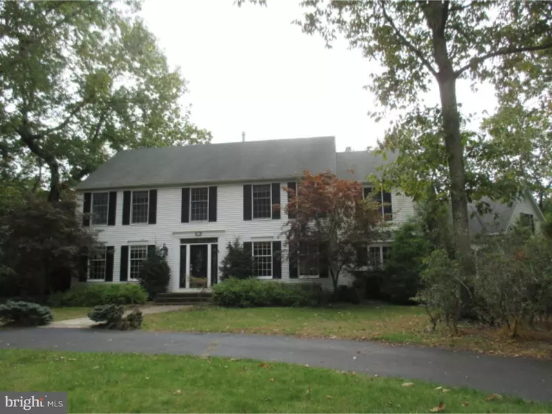 4 COVE LN, Medford, NJ 08055