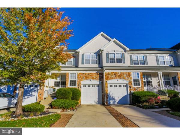 10 HATHAWAY CT, Marlton, NJ 08053