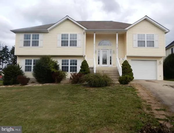 719 CRYSTAL LN, Strasburg, VA 22657