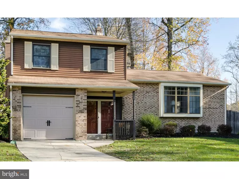 7 PLEASANT VIEW TER, Marlton, NJ 08053