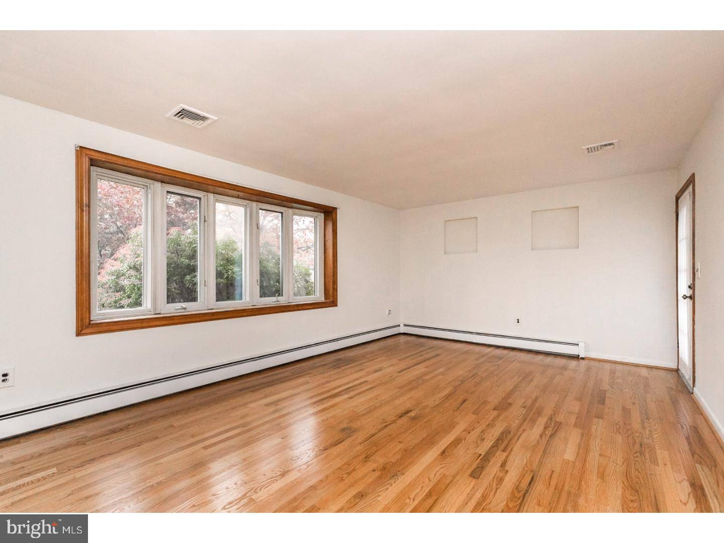 Phoenixville, PA 19460,36 REFI CIR
