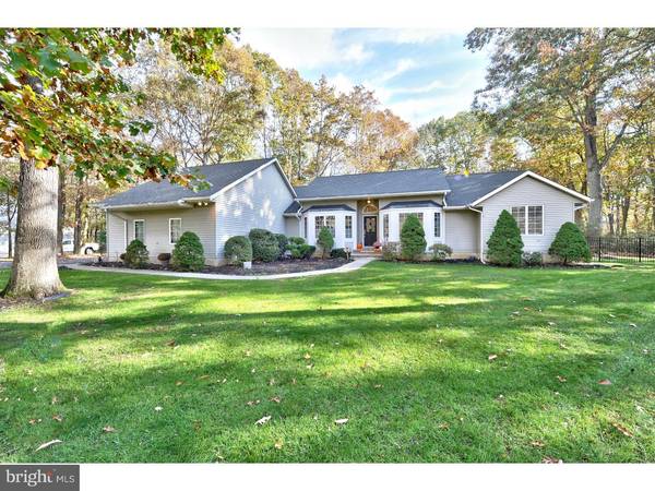 5 PIN OAK DR, New Egypt, NJ 08533