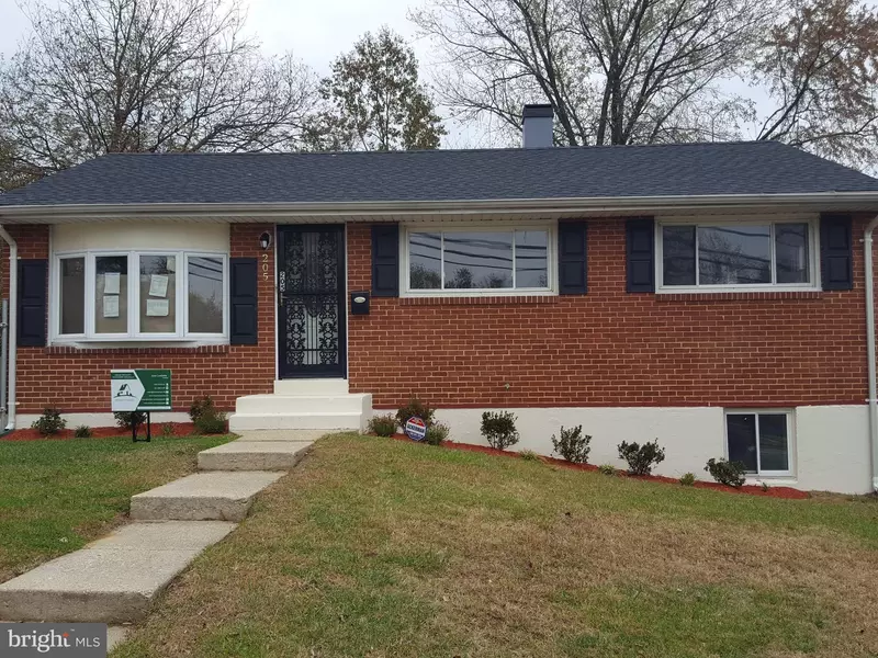 205 PEPPER MILL DR, Capitol Heights, MD 20743