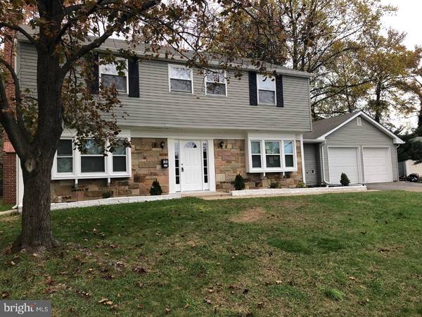 16 TENNYSON LN, Willingboro, NJ 08046