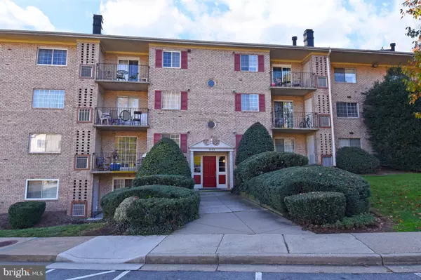 1521 COLONIAL DR #302, Woodbridge, VA 22192