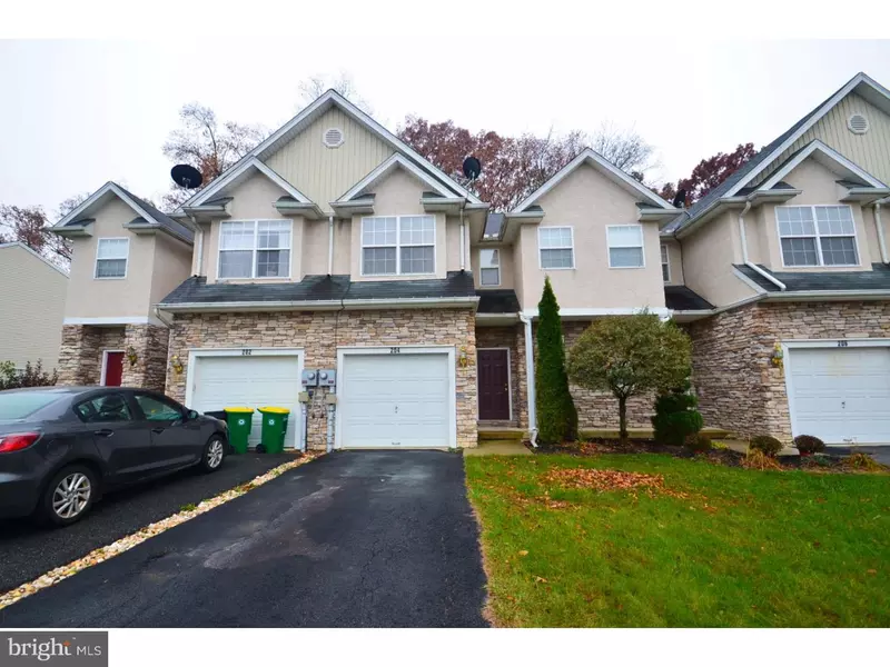 204 MAPLE CT, Alburtis, PA 18011