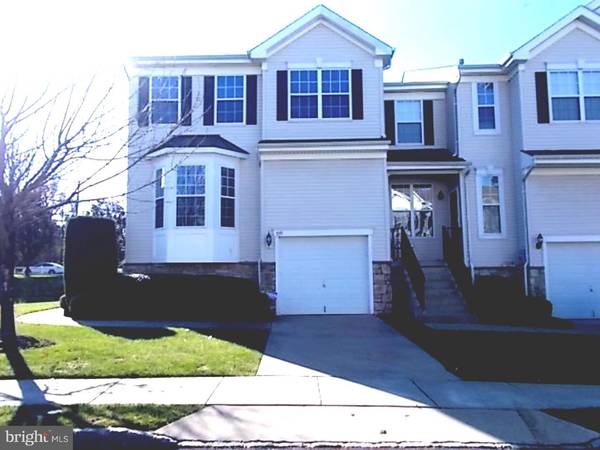 339 HUNTINGTON DR, Delran, NJ 08075