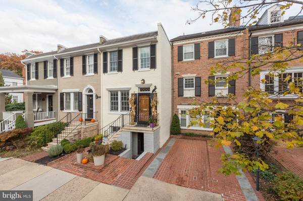 406 PITT ST S, Alexandria, VA 22314