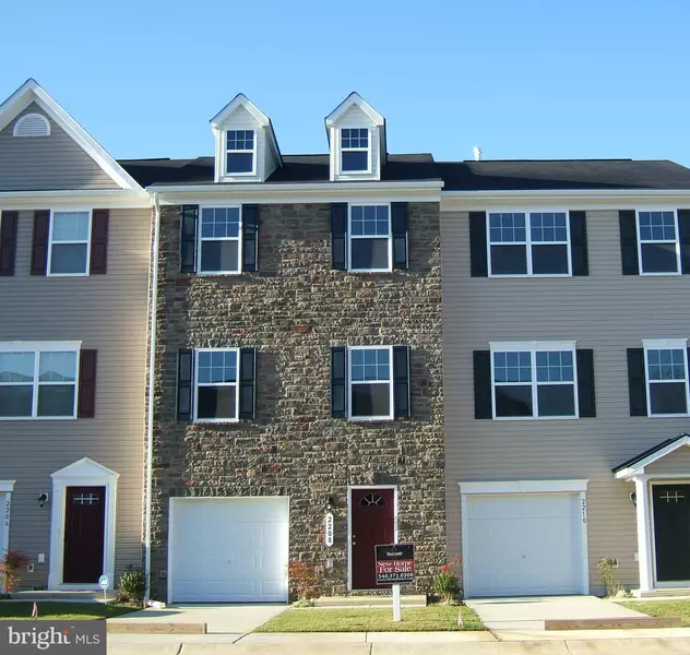 2208 MALLARD LANDING DR, Fredericksburg, VA 22408