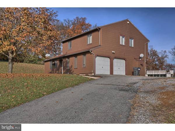 606 CORNERSTONE DR, Mohrsville, PA 19541