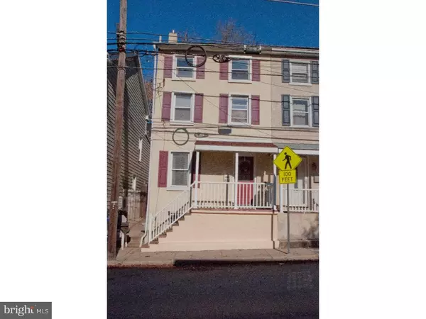 372 E ELM ST, Conshohocken, PA 19428