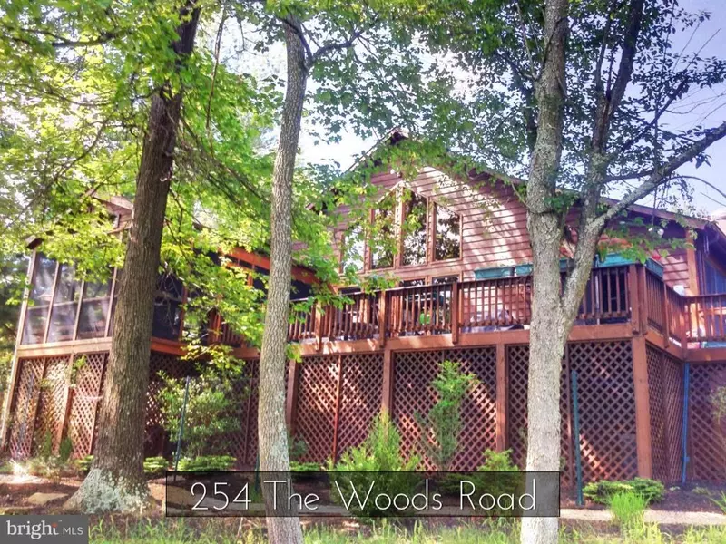 254 THE WOODS ROAD, Hedgesville, WV 25427