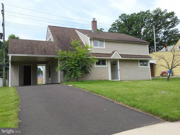 22 ROUNDWOOD LN, Levittown, PA 19055