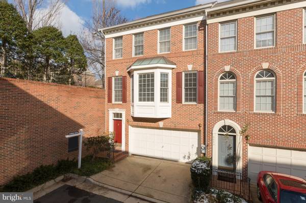 4645 KEARNEY CT, Alexandria, VA 22311