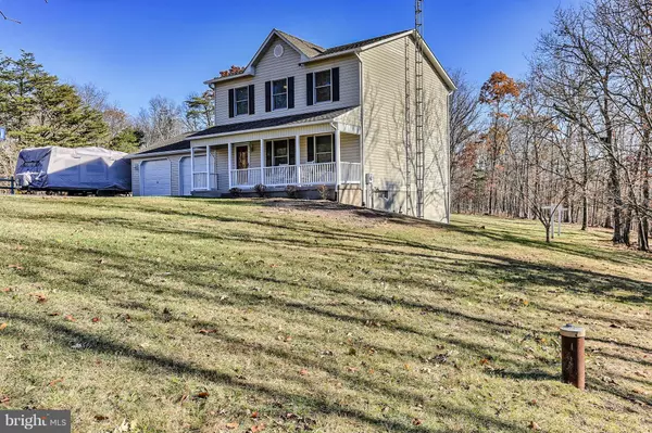 Bunker Hill, WV 25413,134 LONE OAK CT