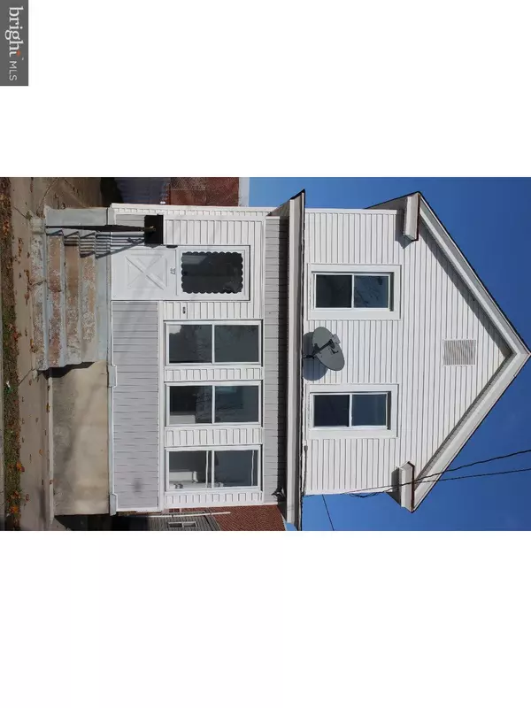 37 CAPITOL ST, Paulsboro, NJ 08066