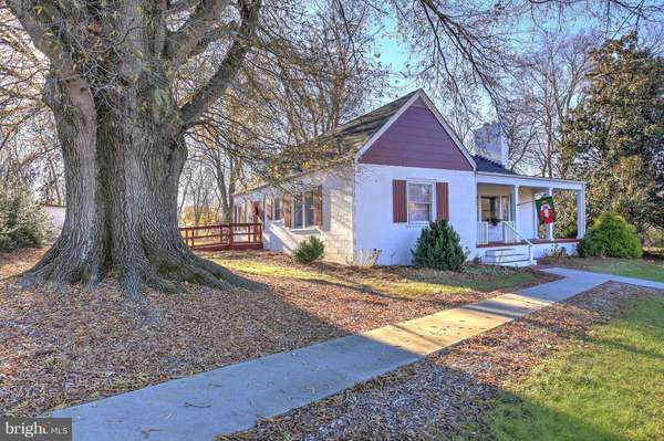 106 MEADOW AVE, Louisa, VA 23093