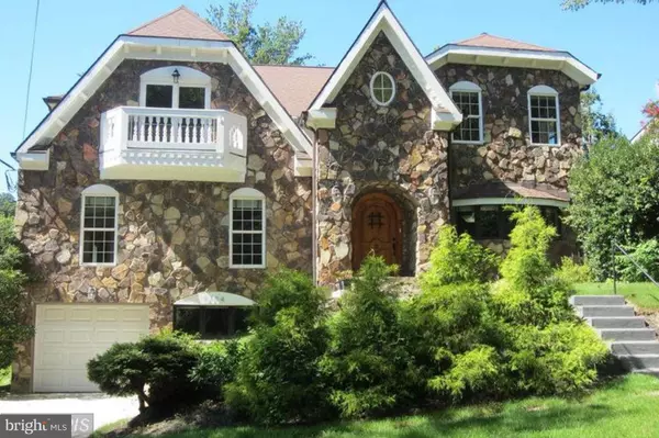 6304 TONE DR, Bethesda, MD 20817