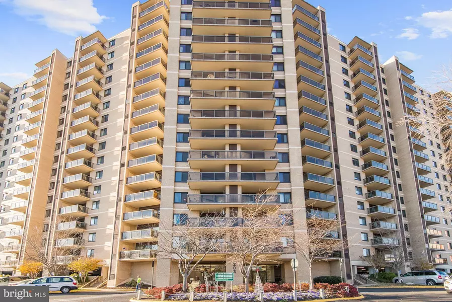 203 YOAKUM PKWY #1604, Alexandria, VA 22304