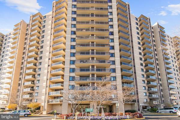 203 YOAKUM PKWY #1604, Alexandria, VA 22304