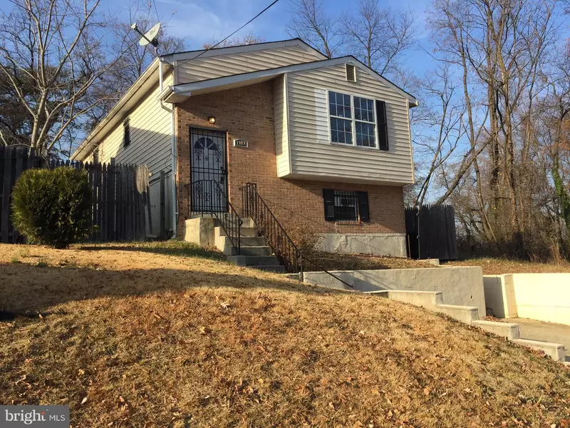 1019 GLACIER AVE, Capitol Heights, MD 20743