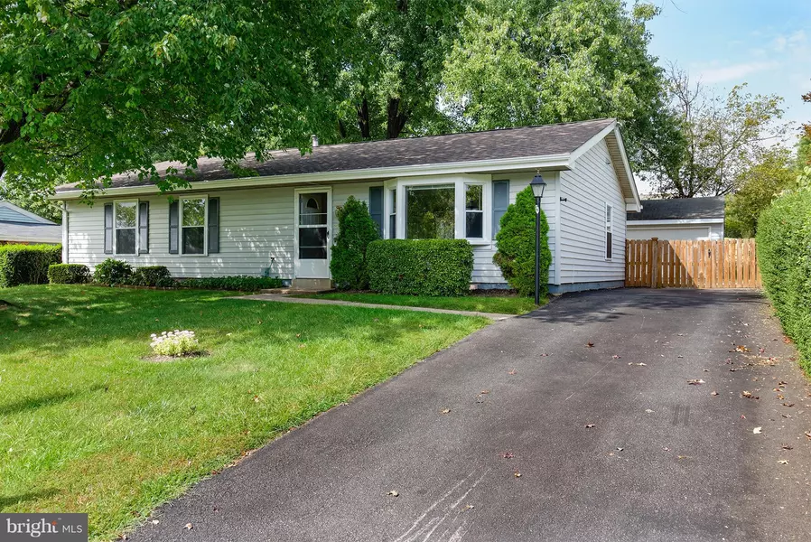 807 ARGONNE AVE N, Sterling, VA 20164