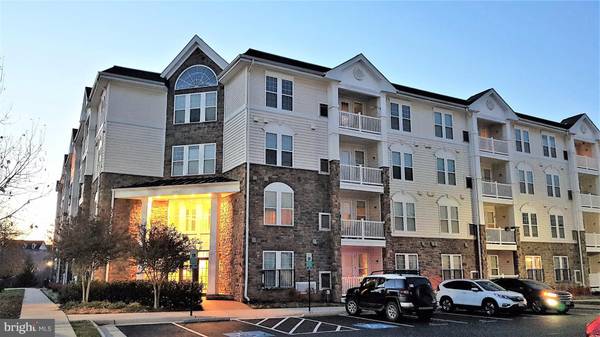 24701 BYRNE MEADOW SQ #204, Aldie, VA 20105