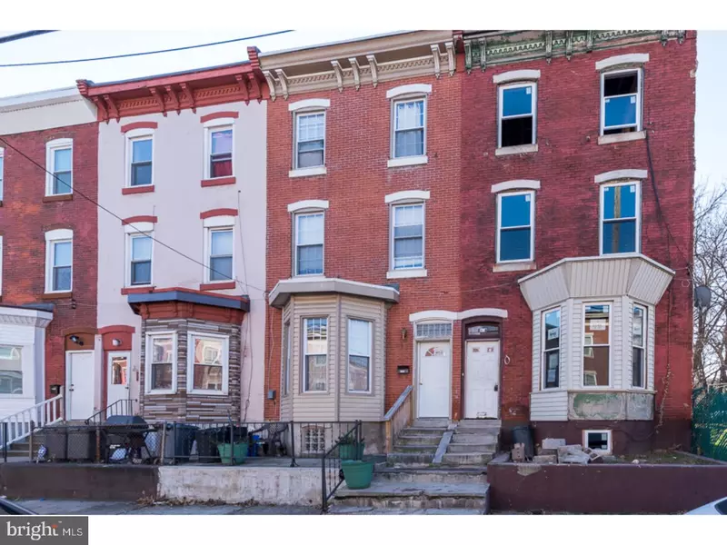 3514 WALLACE ST, Philadelphia, PA 19104