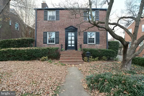 408 GARFIELD ST S, Arlington, VA 22204