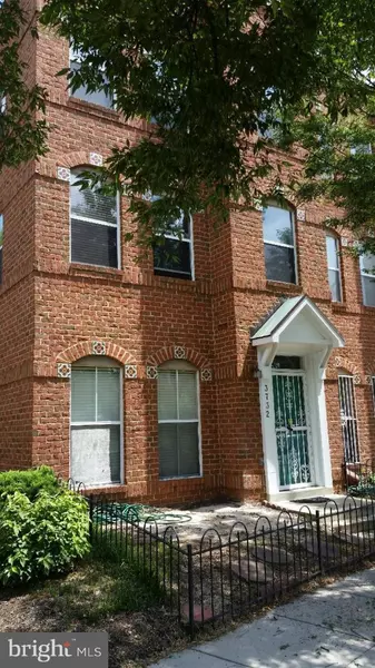 3732 BURNHAM PL NE #3732, Washington, DC 20019