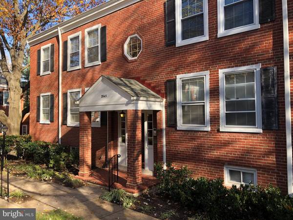 2943 DINWIDDIE ST S #B1, Arlington, VA 22206