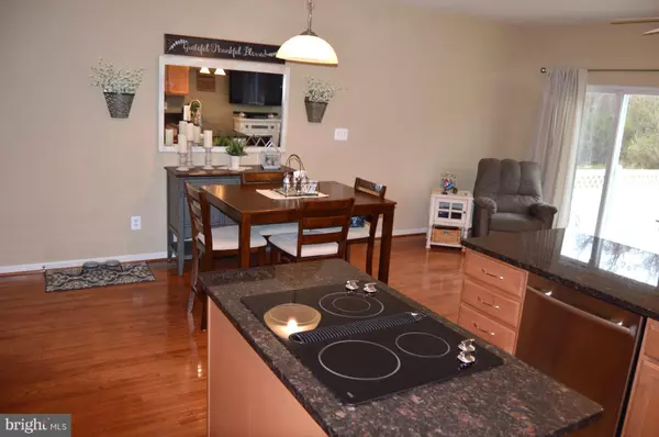 Ranson, WV 25438,11 RIPARIAN LN