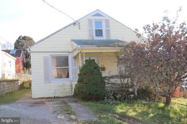 58 CONNER AVE, Chambersburg, PA 17201