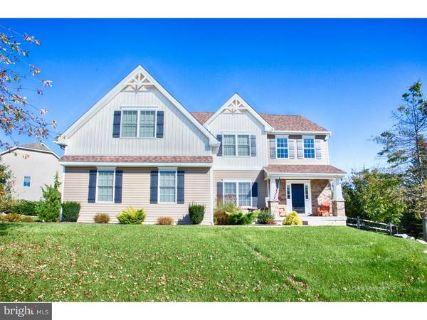 2111 EAGLES LANDING DR, Nazareth, PA 18064