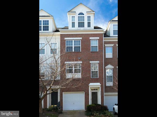 5308 CHIEFTAIN CIR, Alexandria, VA 22312