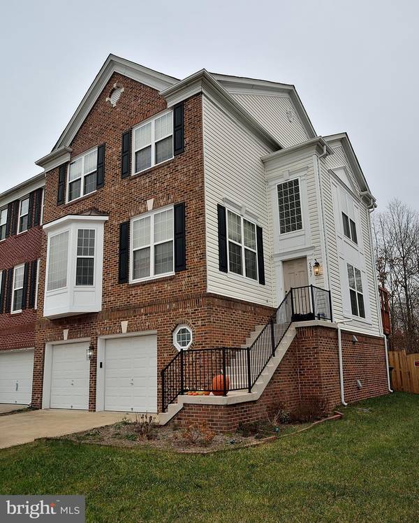 5097 PALE MOON WAY, Centreville, VA 20120