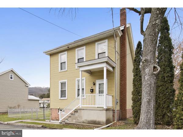 Tremont, PA 17981,215 E SPRING ST