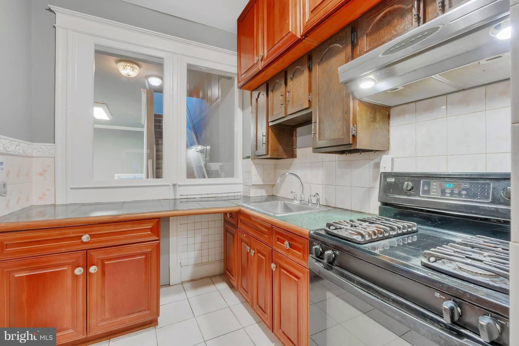 Washington, DC 20010,3529 NEW HAMPSHIRE AVE NW