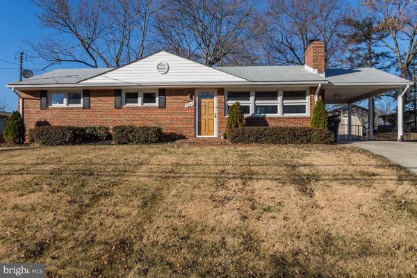 6205 MIDDLETON LN, Temple Hills, MD 20748