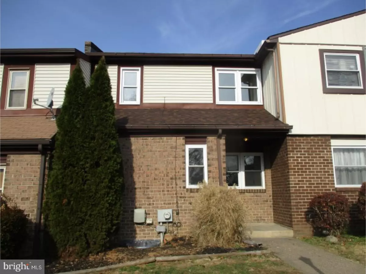 Langhorne, PA 19047,70 HOLLYBROOKE DR