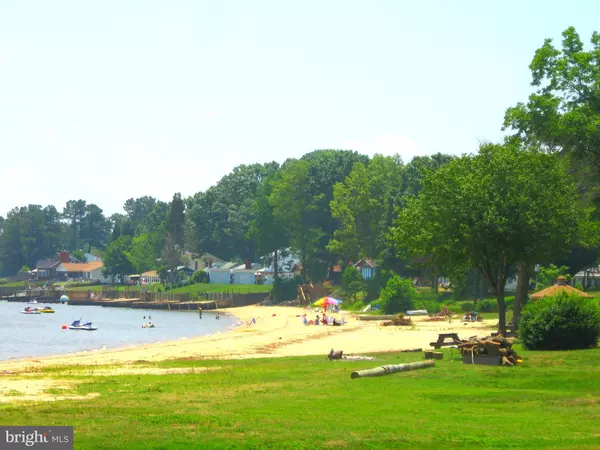 Colonial Beach, VA 22443,28 MCKAY DR