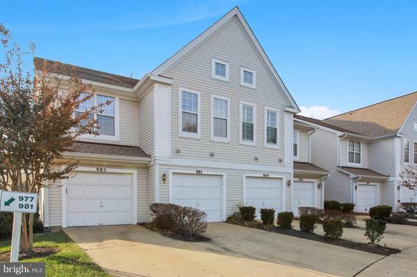 983 HILLSIDE LAKE TER #902, Gaithersburg, MD 20878