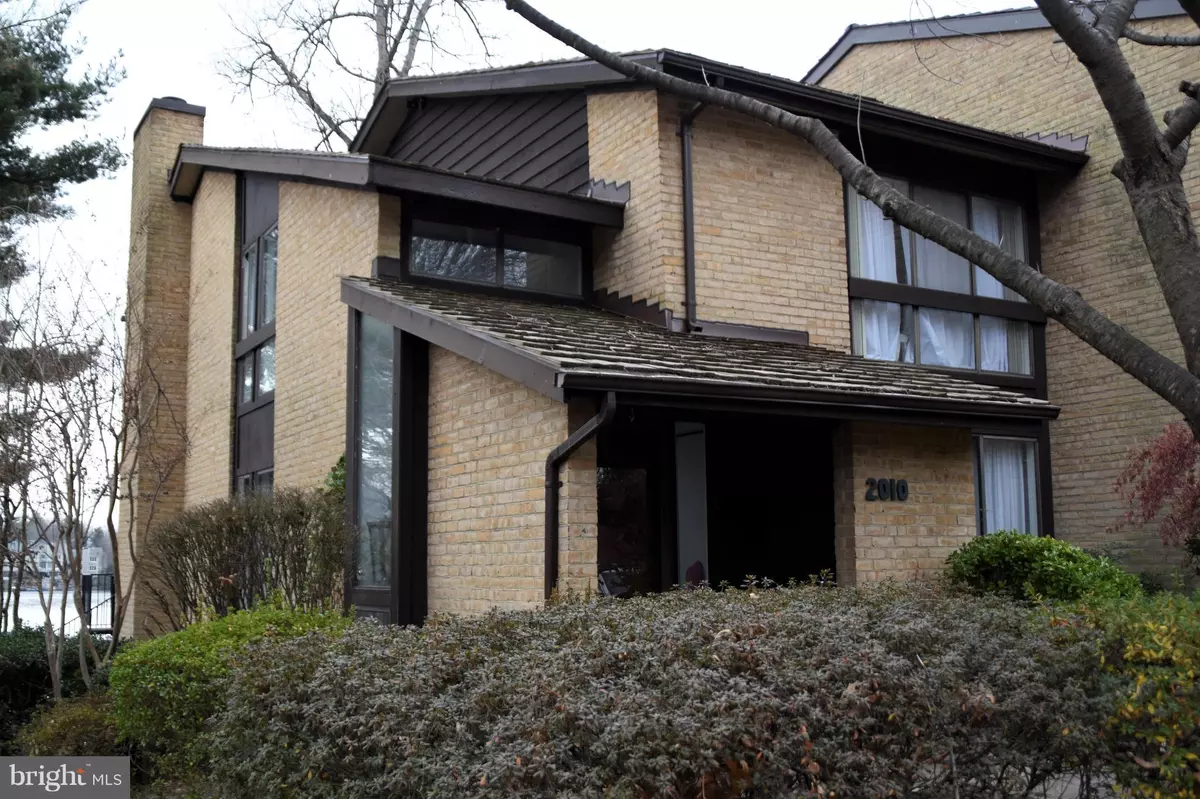 Reston, VA 20191,2010 LAKEBREEZE WAY