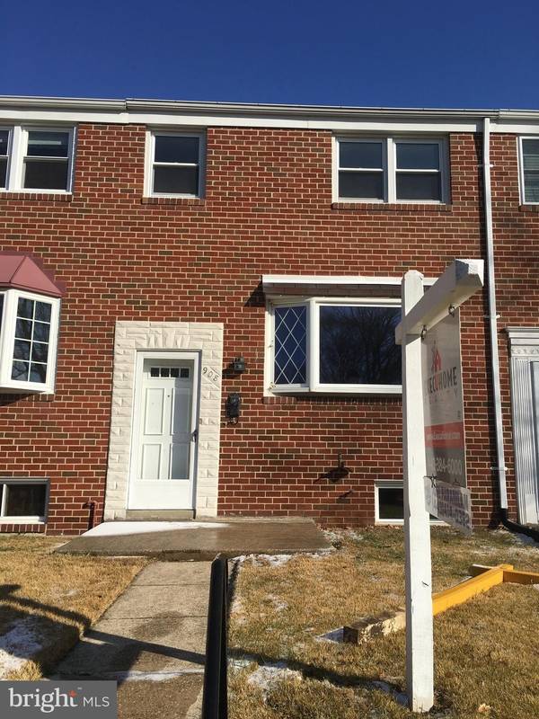 908 CIRCLE DR, Baltimore, MD 21227