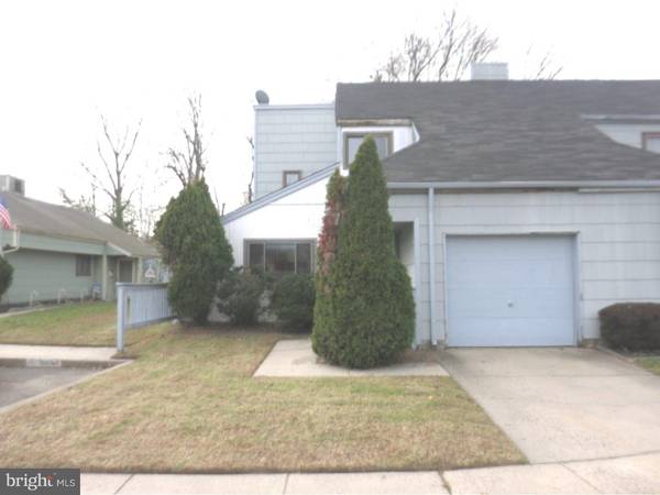 26 GLENWOOD DR, Lindenwold, NJ 08021